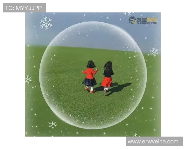 足球明星温馨一幕亲自接孩子放学展现家庭温情与运动员另一面